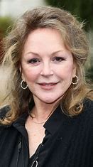 Bonnie Bedelia